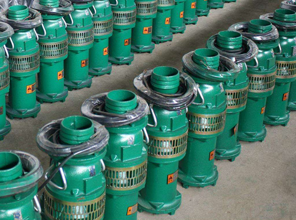 QY型充油潛水電泵