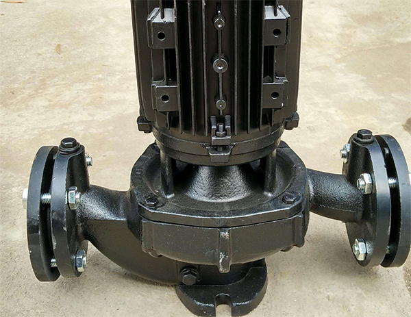 立式管道離心泵